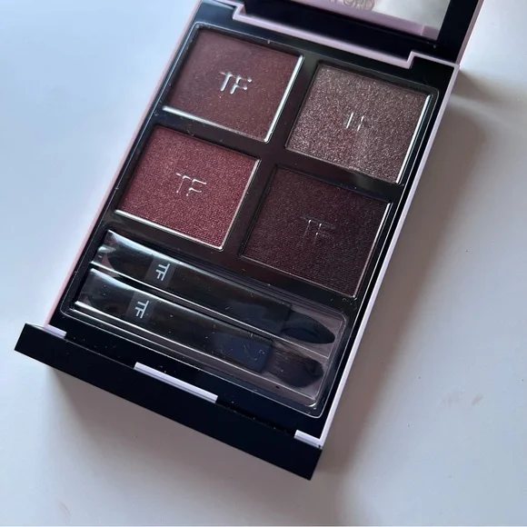 Tom Ford Eyeshadow - 01 Forbidden Pink NEW - Picture 4 of 11